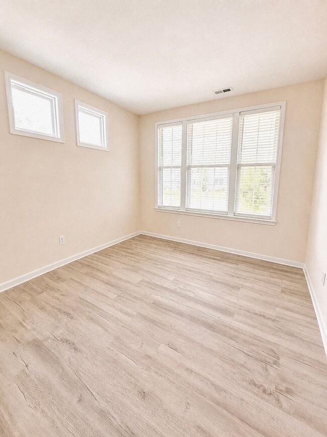 Photo - Beautiful 3 Bed / 3 Bath Home in Louisville