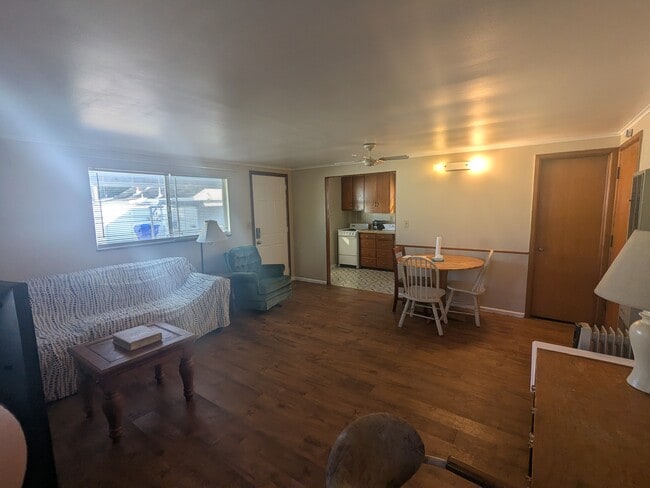 Photo - 120 S Fortner Ave