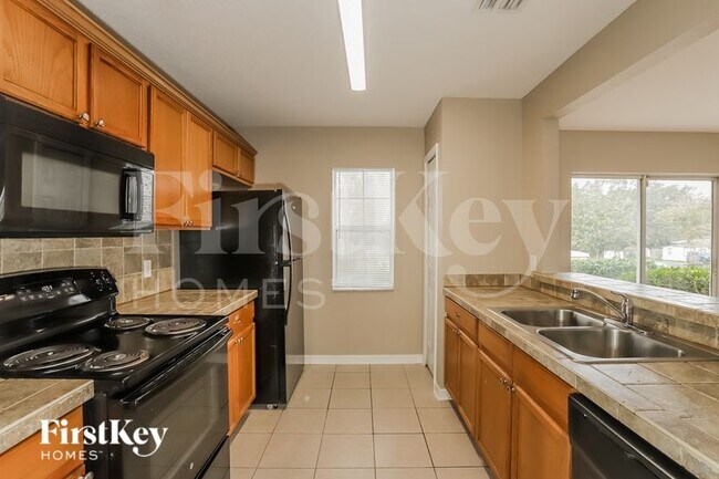 Photo - 228 Drawbridge Ln