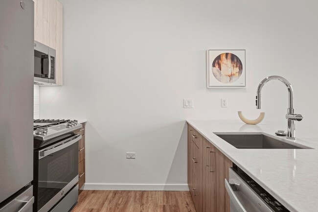 Photo - 164 N Aberdeen St