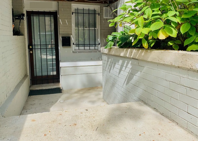 Photo - 1731 Church St NW