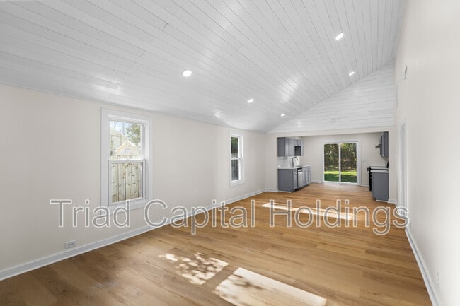 Photo - 432 Wiley Ave