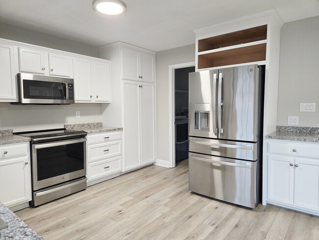 Photo - 3600 Old Forest Rd