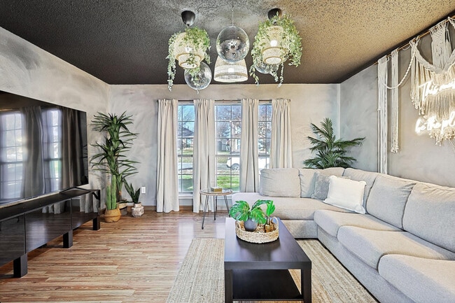 Photo - 708 Azalea Dr Unidad ID1039714P