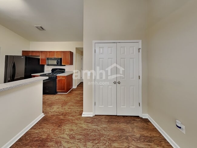 Photo - 1081 High Tide Ct