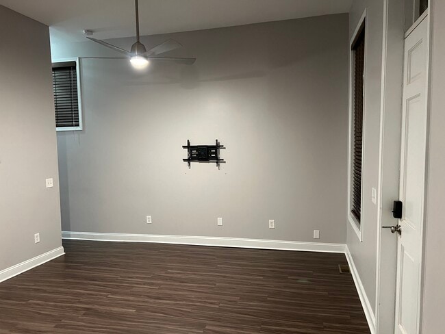 Fotografía del edificio - 631 Bakewell St Unidad 631 Bakewell Apt #1