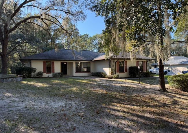 Building Photo - 2BR/2BA Home in Rainbow Springs Country Cl...