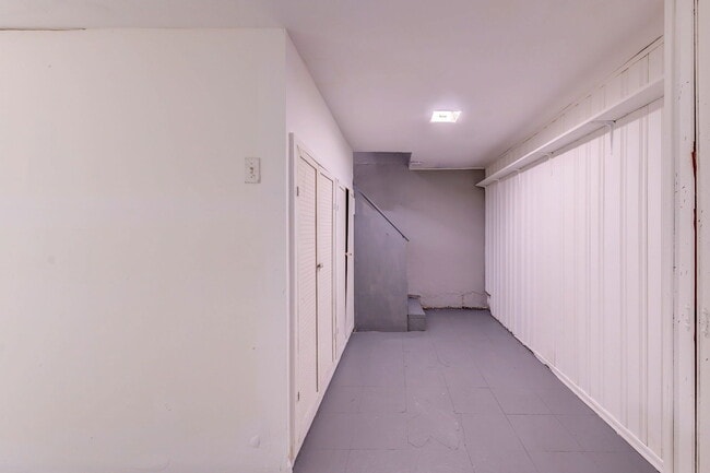 Photo - 212 Lakeside Dr