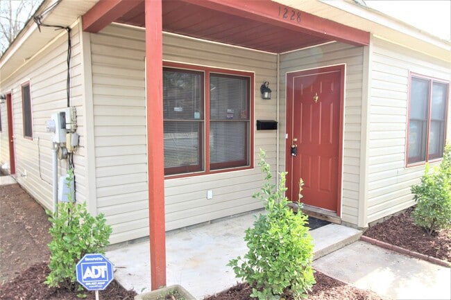 Photo - Move-In Ready Ranch Minutes from Plaza Midwood, NoDa & Uptown