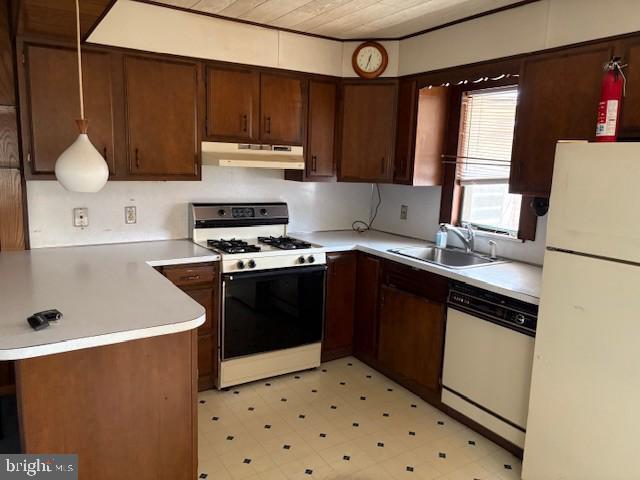 Photo - 124 E Locust St