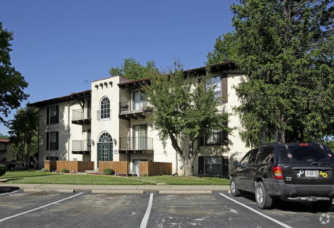 Delrado Apartments - Delrado Apartments