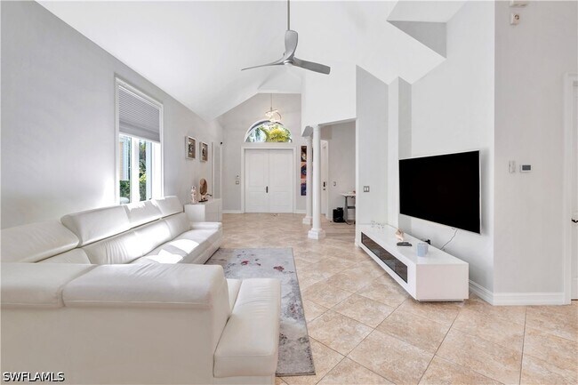 3005 Coco Ave
