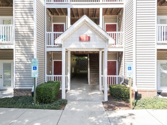 Photo - Hodges Creek Apartments Unit 2051-106