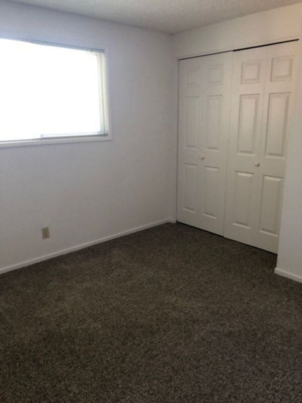 Photo - 1287 Kenray Loop