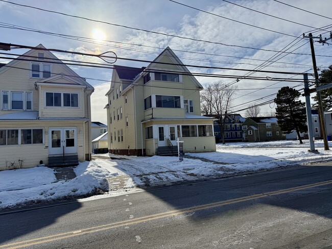 Photo - 1181 Boulevard