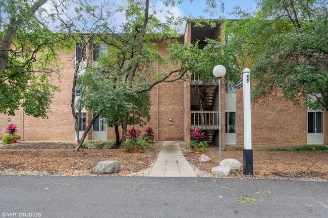 Photo - 1601 Fairway Dr Unit 2G