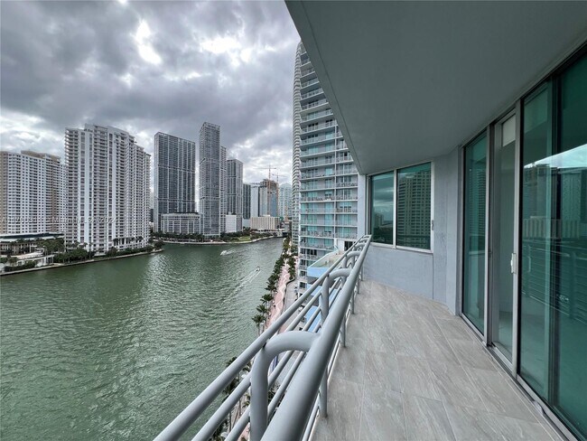 Photo - 335 S Biscayne Blvd Unit # 1407