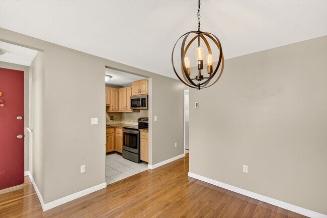 Photo - 35 Hazen Rd