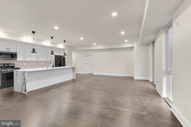 Photo - 1868 Frankford Ave Unit 502
