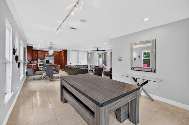 Photo - 125 NE 16th Terrace
