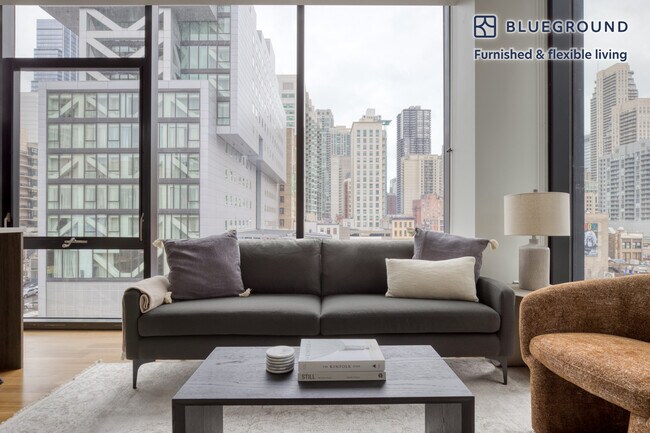 Photo - 676 N La Salle Dr Unit FL5-ID895