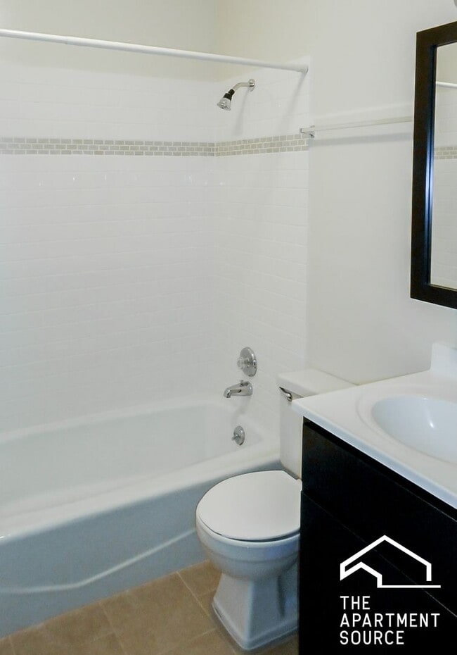 Photo - 2523 N Lincoln Ave Unidad C2