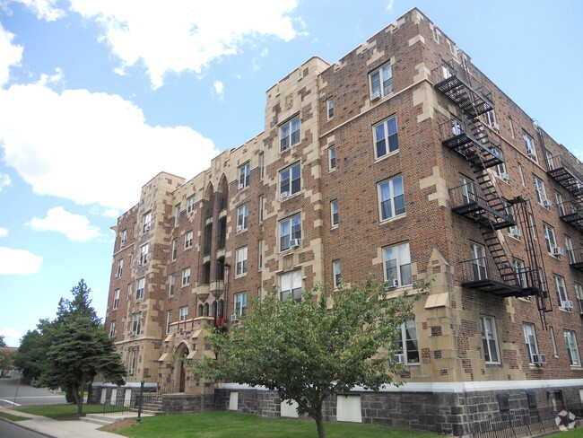 Building Photo - Saron 2 Apartments