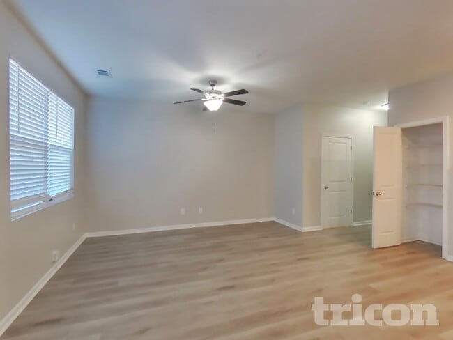 Photo - 11940 Fuller St