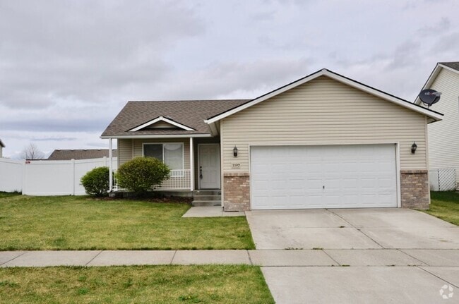 Building Photo - 3 bed 2 bath Rancher in the Landings Commu... Rental