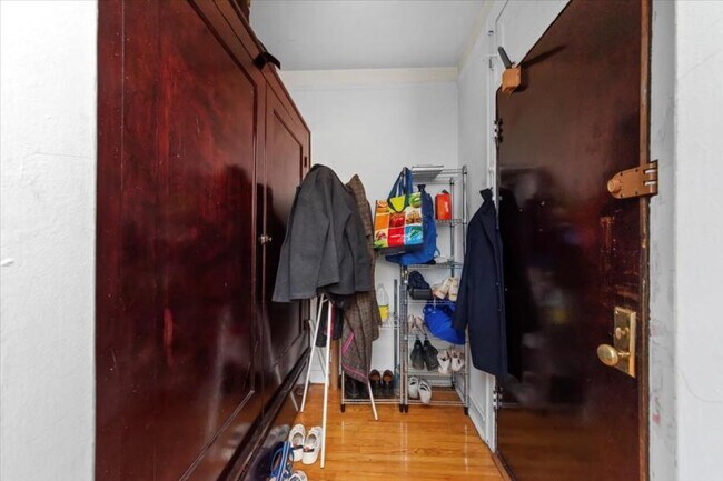 Photo - 1 bedroom in Chicago IL 60637 Unidad 206