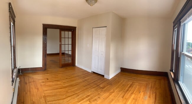 2 N Main St Unit 3L