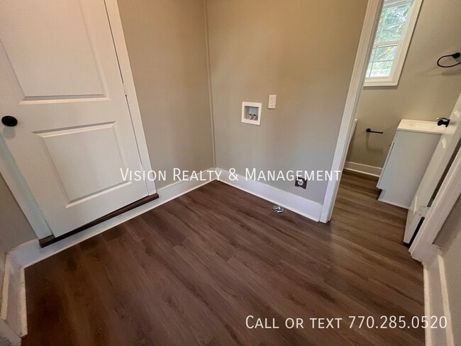 Photo - 107 Merrill St