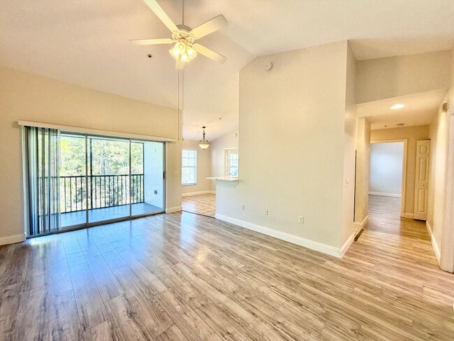 Photo - ** FAIRWAY PRESERVE ** 2 BED / 1 BATH COND...