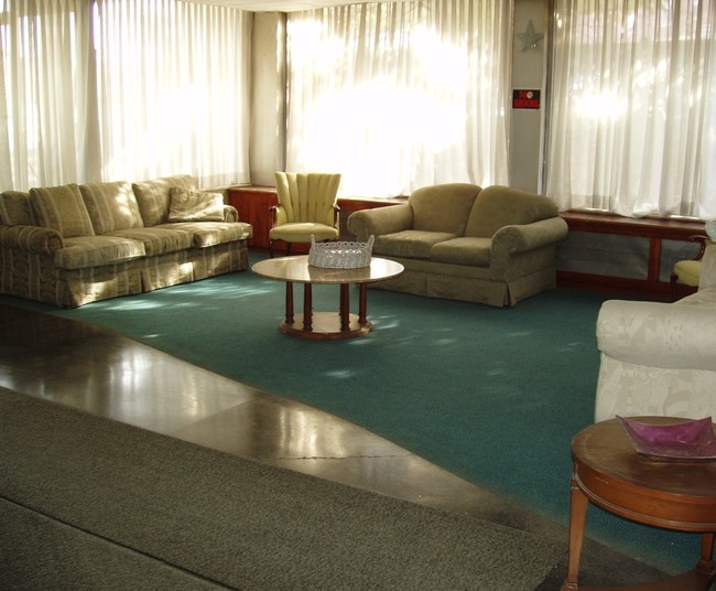 Jardín de la ciudad de México Apartments - Vestíbulo - Garden City Border Apartments