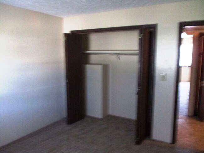 Photo - 713 Golfcrest Rd S Unit 3