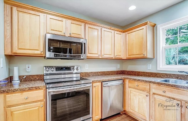 Photo - 4553 Farm Lake Dr