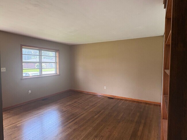 Photo - Freshly Updated Rancher w/ Detached Garage!!