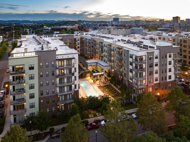 Photo - River House (TN)