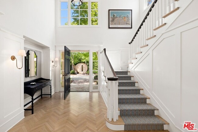 Photo - 521 Spoleto Dr