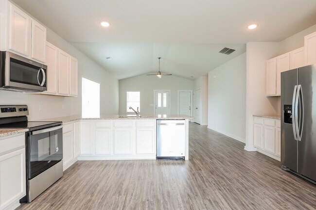 Photo - 9949 Hunter Pl