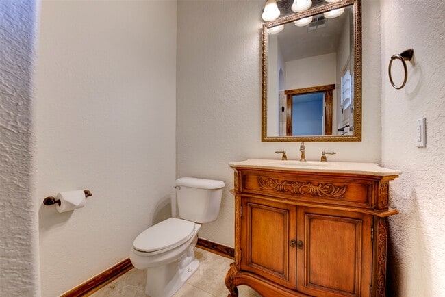 Photo - 1426 W 21st St