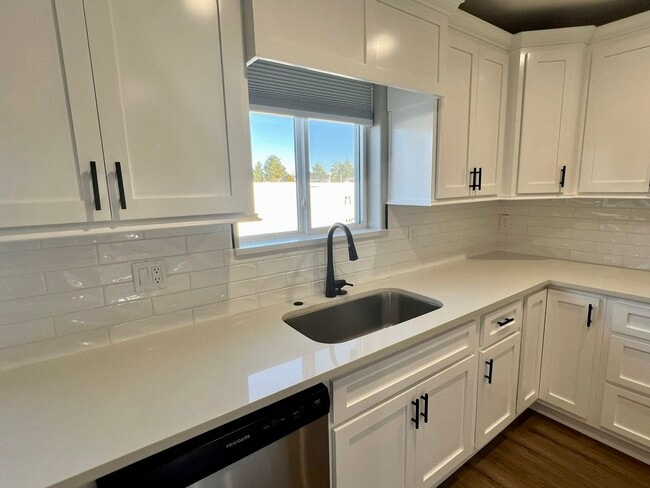 Photo - 107 Grant Dr