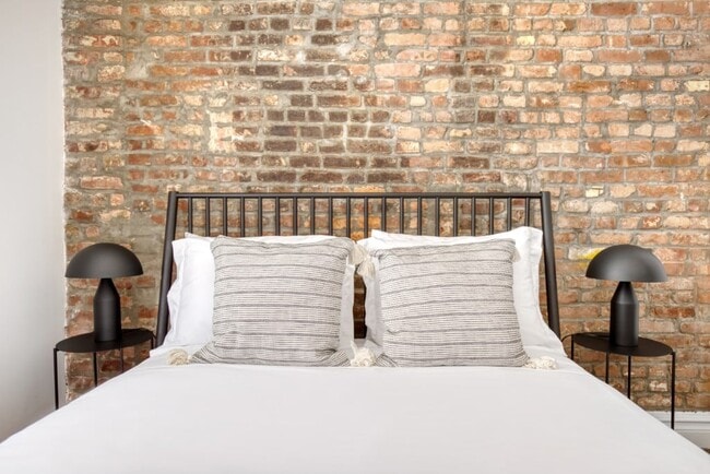 Photo - 202 E 13th St Unidad 4E