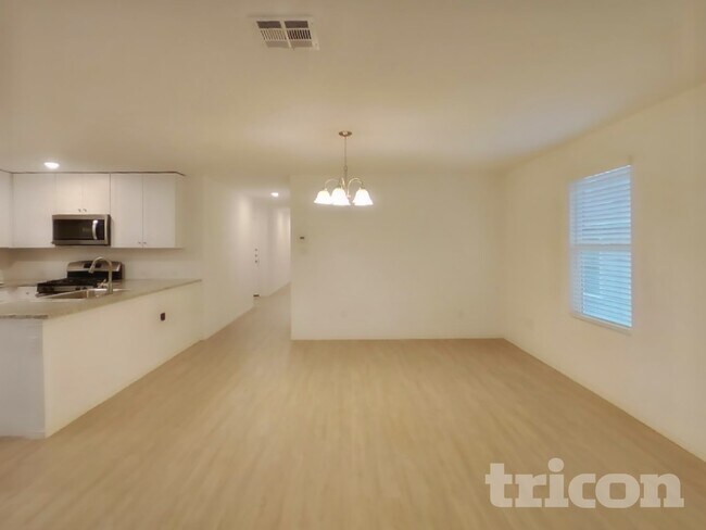 Photo - 12911 Hyssop Mdw