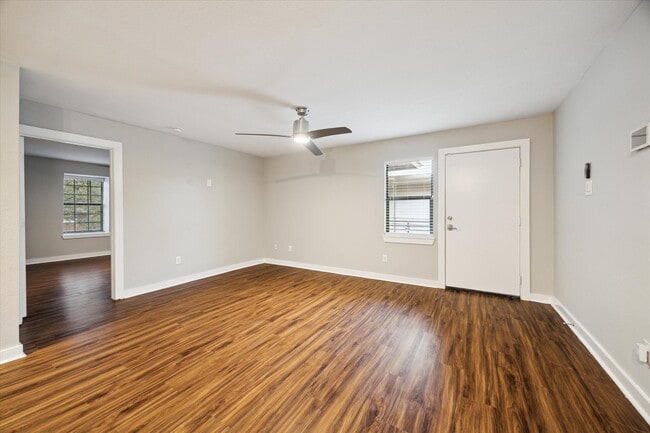 Photo - 524 Heights Blvd Unidad 10