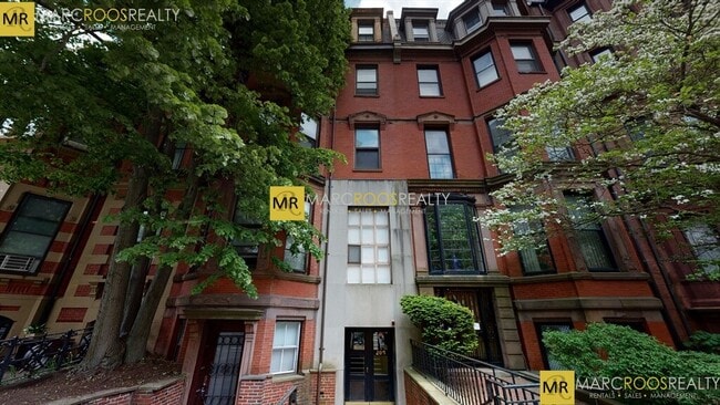 Photo - 204 Beacon St