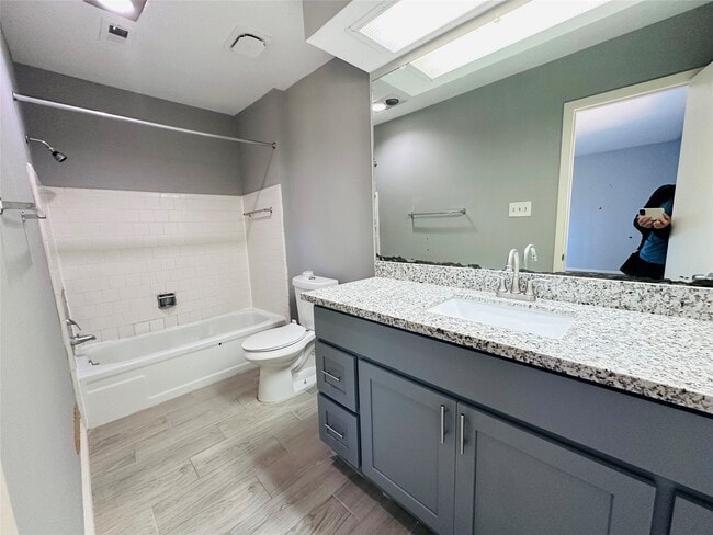 Photo - 7285 Chasewood Dr