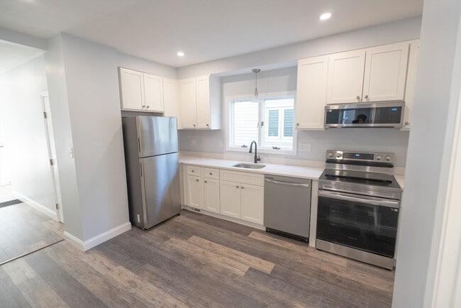 Photo - 10 Rockwell Terrace Unit 1