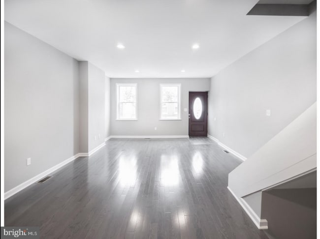Photo - 2220 Ellsworth St