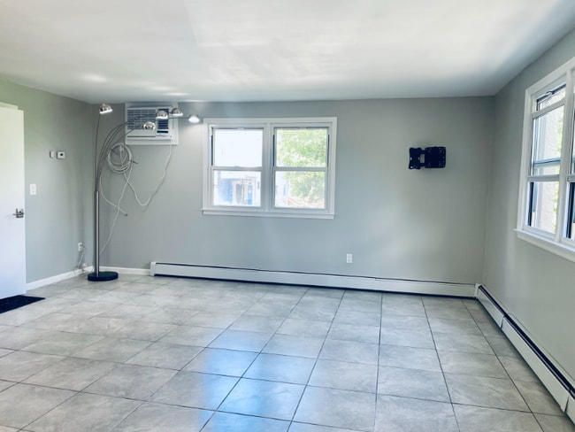 Photo - 28 Kenilworth Rd